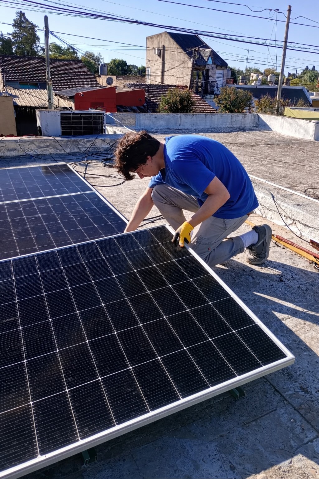 Detalle técnico de panel solar